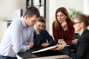 Child custody lawyers for low-income
